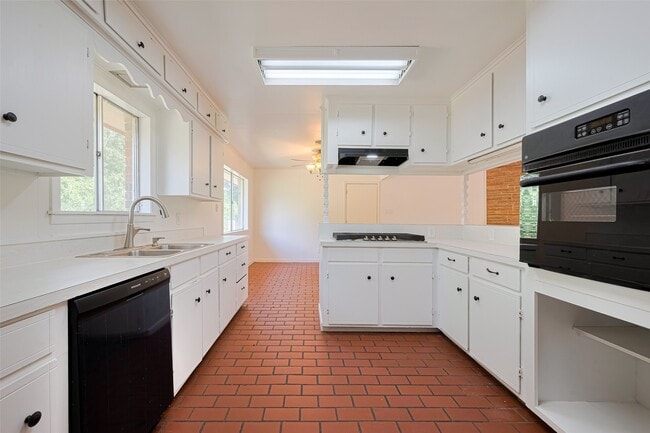 property at 30525 Hegar Rd