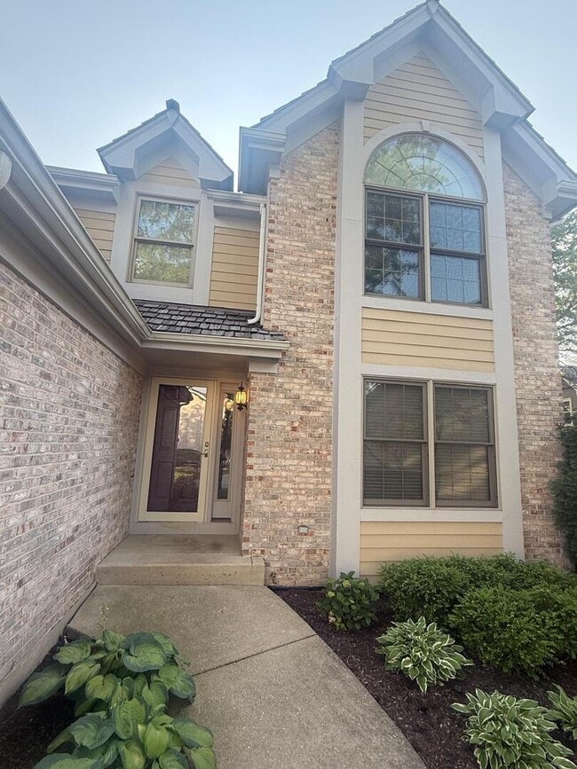 2286 Brookside Ln in Aurora, IL - Building Photo - Building Photo