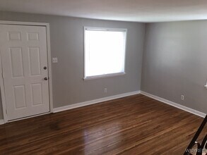 152 Tyler St in Buffalo, NY - Building Photo - Building Photo
