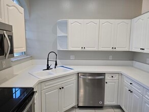 6179 Bear Creek Ct in Greenacres, FL - Building Photo - Building Photo