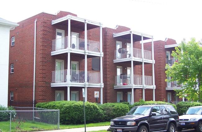 43-53 W 8th Ave in Columbus, OH - Building Photo - Building Photo