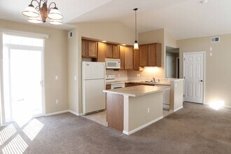 2107 Grays Peak Dr in Loveland, CO - Building Photo - Building Photo
