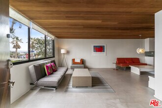 6209 Pacific Ave in Los Angeles, CA - Building Photo - Building Photo