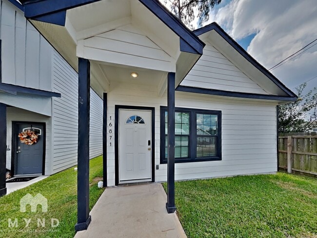 property at 16871 W Juneau St