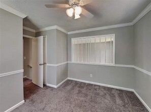 2307 Glencairn Ln SW in Marietta, GA - Building Photo - Building Photo