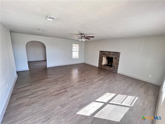 property at 5001 Greenlee Dr
