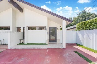 1634 SW 19th Ter in Miami, FL - Building Photo