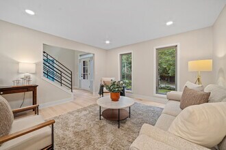 17711 Creek Ridge Pass in Minnetonka, MN - Building Photo - Building Photo