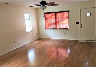 2387 Datura St in Sarasota, FL - Building Photo - Building Photo