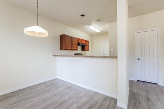 5839 Northern Oak St in Houston, TX - Building Photo - Building Photo