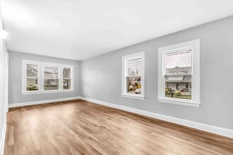 208 Rocton Ave in Bridgeport, CT - Building Photo - Building Photo