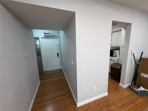 2461 SW 82nd Ave in Davie, FL - Building Photo - Building Photo