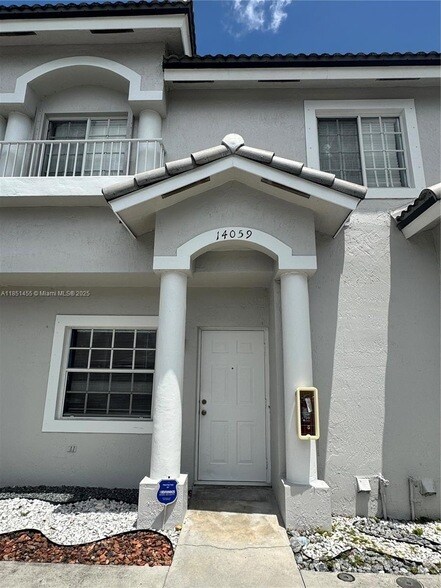14059 SW 120th Ct in Miami, FL - Building Photo