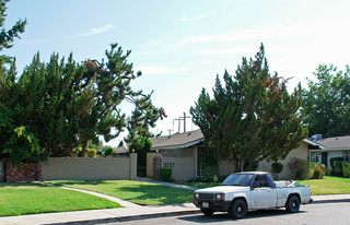 3221 E Normal Ave in Fresno, CA - Building Photo