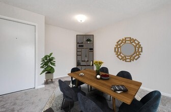 10110 Forum W Dr in Houston, TX - Building Photo - Building Photo