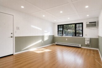 52 Swanson Ct in Boxborough, MA - Building Photo - Building Photo