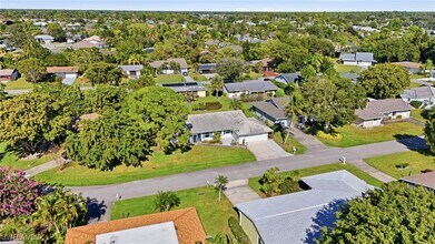 30 Maui Cir in Naples, FL - Building Photo - Building Photo