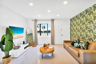 809 S Ocean Dr in Hollywood, FL - Building Photo - Building Photo