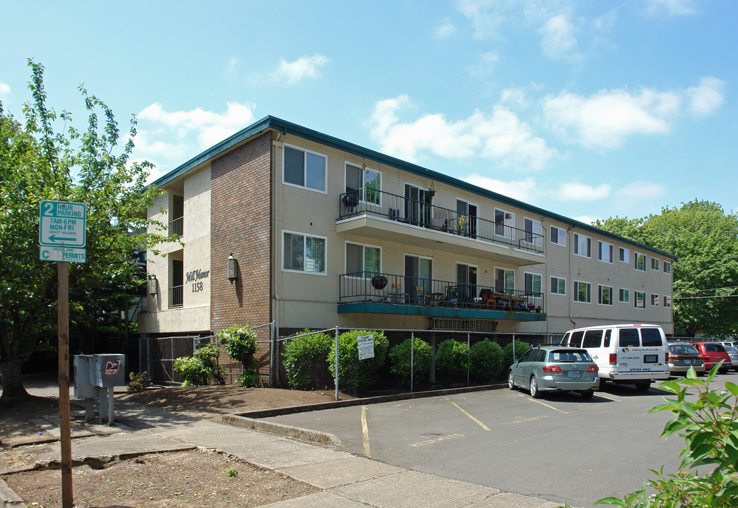 Mill Manor in Eugene, OR - Building Photo