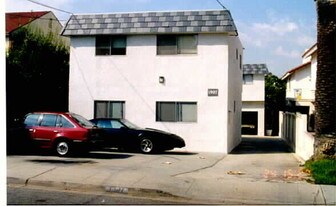 1907 Mathews Ave in Redondo Beach, CA - Building Photo