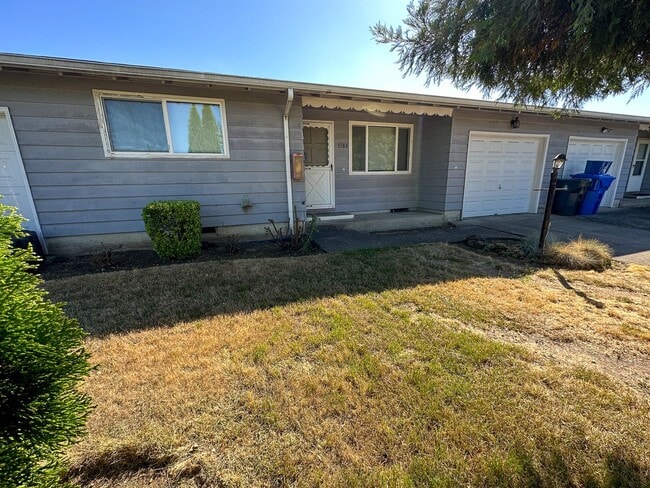 property at 1574-1594-1594 Evergreen Ave NE