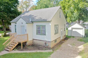 707 7th St NW in Rochester, MN - Building Photo