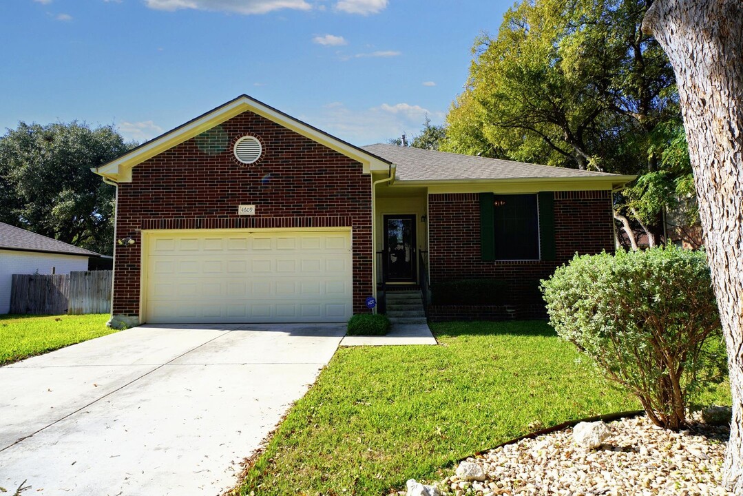 4609 Flagstone Dr in Schertz, TX - Building Photo