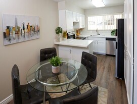 2803 2795 S in West Valley City, UT - Building Photo