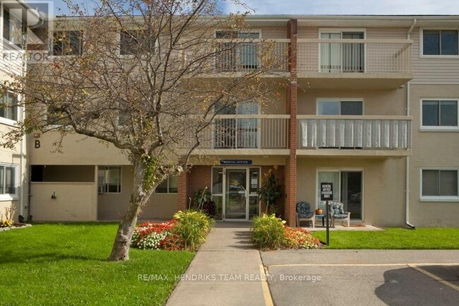 property at 19b High St