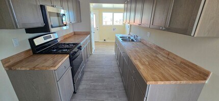 13366 Verbena St in Trona, CA - Building Photo - Building Photo