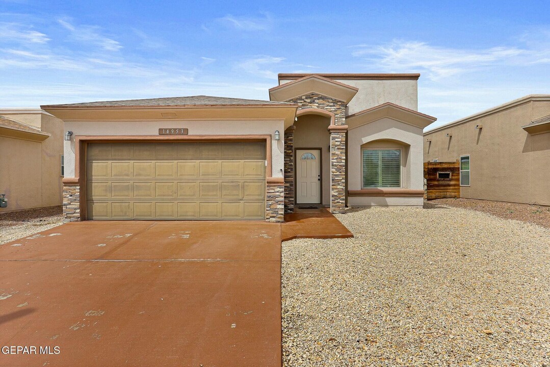 14953 Jerry Armstrong Ct in El Paso, TX - Building Photo