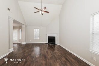 2565 Carolina Ridge in Riverdale, GA - Foto de edificio - Building Photo