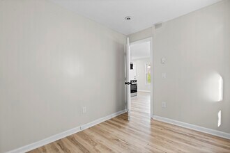 243 N Main St in Norwich, CT - Building Photo - Building Photo