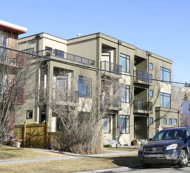 620 3rd Ave NW in Calgary, AB - Building Photo - Building Photo