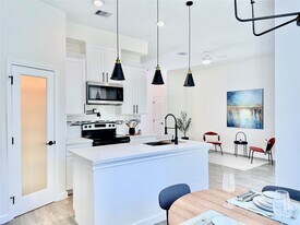 1009 Spokane River Rd in Montgomery, TX - Building Photo