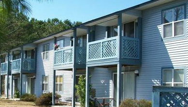 The Landings Apartments in Little River, SC - Foto de edificio