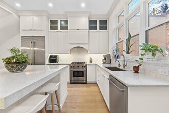 1111 Bloomfield St in Hoboken, NJ - Building Photo - Building Photo