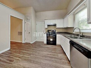 3670 Sugarbrook Dr in Lawrenceville, GA - Building Photo - Building Photo