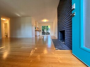 5110 SE 41st Ave in Portland, OR - Foto de edificio - Building Photo
