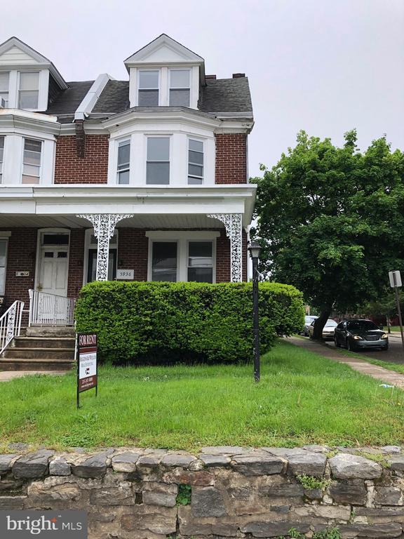 property at 5936 Ridge Ave