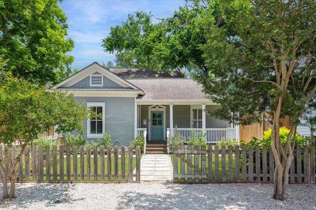 406 Archer St in Houston, TX - Building Photo - Building Photo