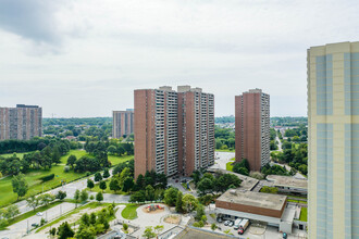 Crescent Town in Toronto, ON - Building Photo - Building Photo