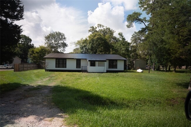 property at 5002 Blackberry Ln