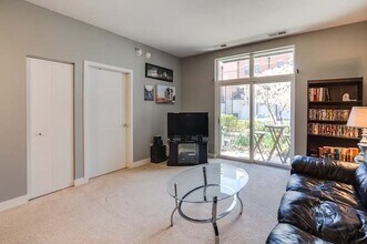 1515 S Halsted St in Chicago, IL - Building Photo - Building Photo