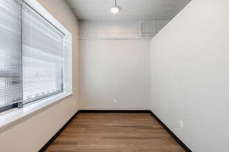The Arnold Apartments in Wichita, KS - Building Photo - Interior Photo