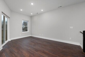 1613 S Highland Park Ave in Chattanooga, TN - Foto de edificio - Building Photo