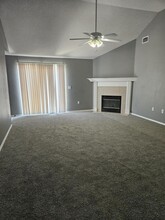 804 Travis Ct in Crestview, FL - Building Photo - Building Photo