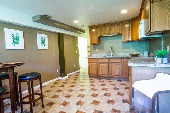 517 Hanover St, Unit InLaw