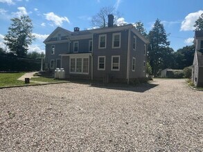 487 Danbury Rd in Wilton, CT - Building Photo - Building Photo