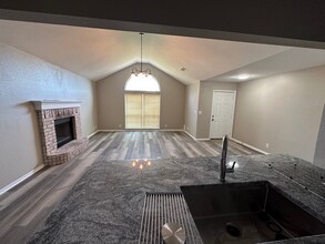 1029 E 64th Pl in Tulsa, OK - Building Photo - Building Photo